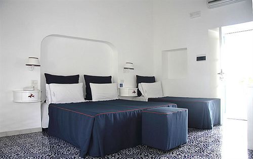 Hotel La Terrazza Panarea Exterior photo