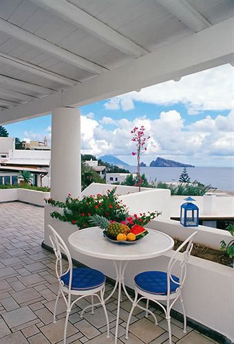 Hotel La Terrazza Panarea Exterior photo